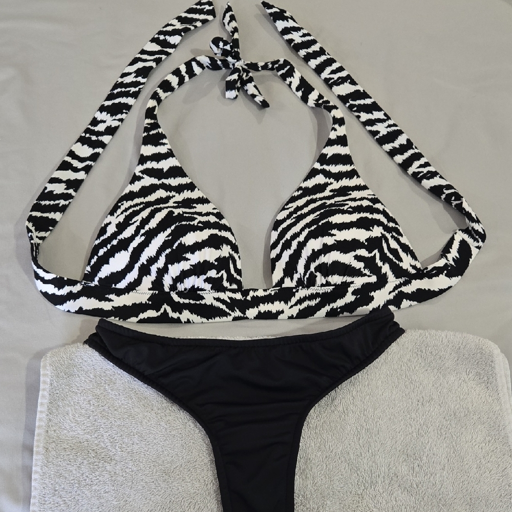 Victoria's Secret Black and White Zebra Bikini Top With Venus Black Bottoms